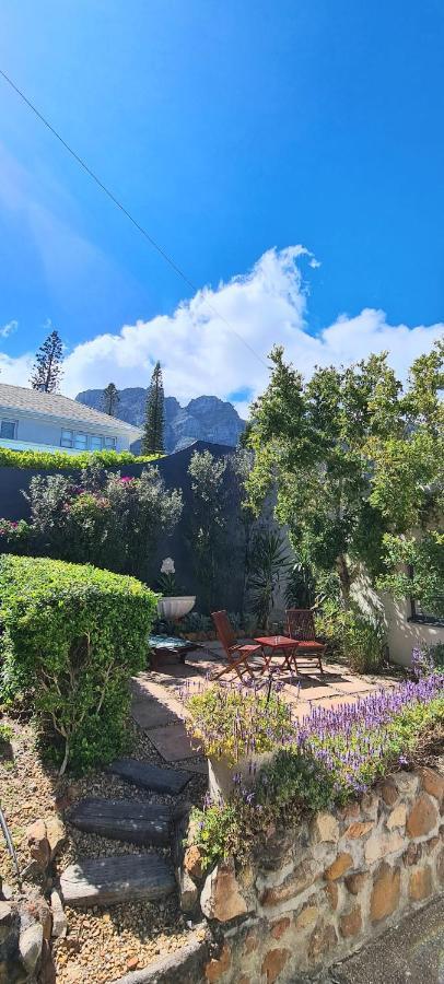 Finchley Guesthouse In Camps Bay Cape Town Ngoại thất bức ảnh