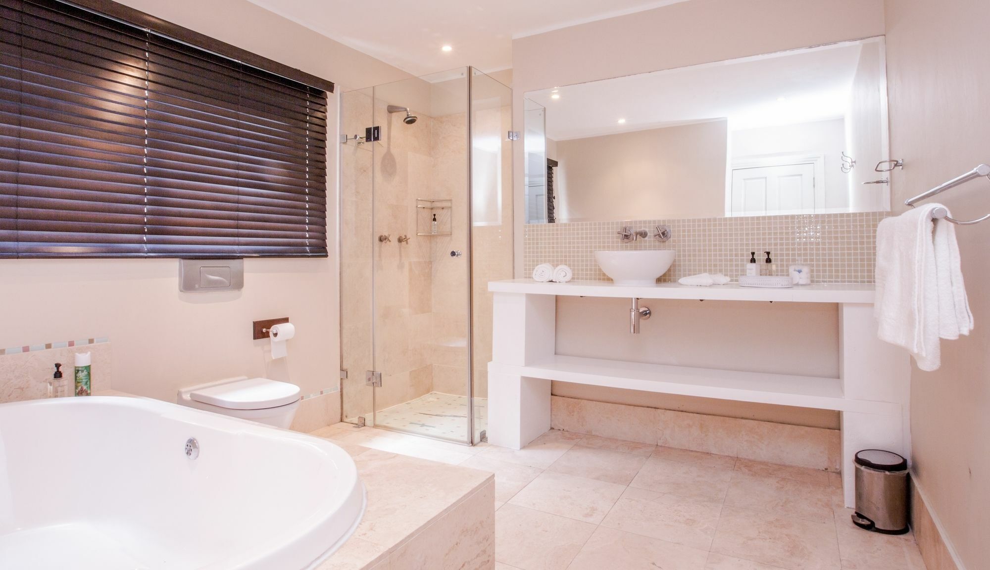 Finchley Guesthouse In Camps Bay Cape Town Ngoại thất bức ảnh